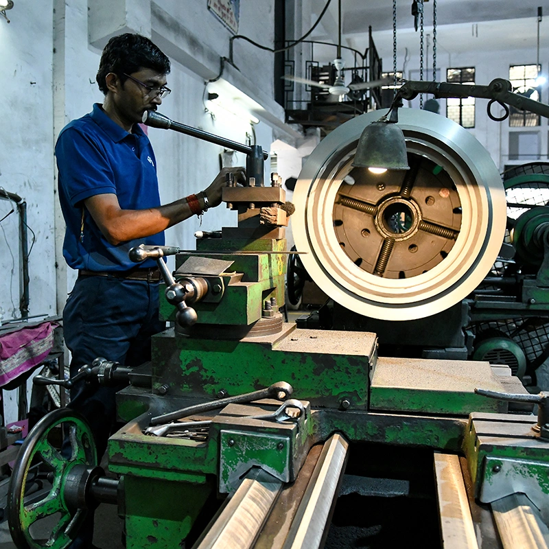 Indian workshop machining and lathe operation