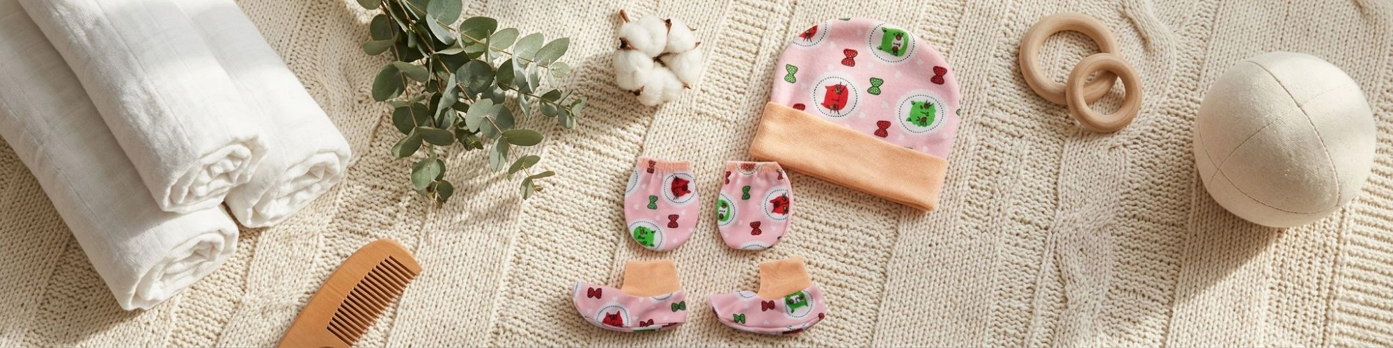 Cap Mittens Booties Set